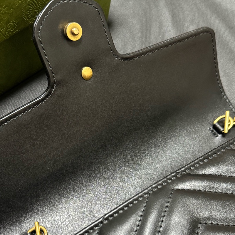 Gucci Marmont Small Shoulder Bag 21價格可議-15