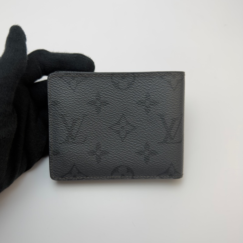 LV M80906 折疊短夾 芯片款-1