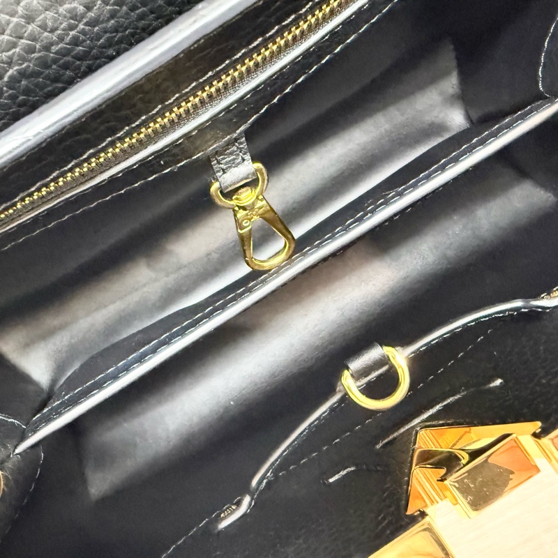 LV黑色牛皮拚黑白花卉造型Capucines MM/ M53850-15