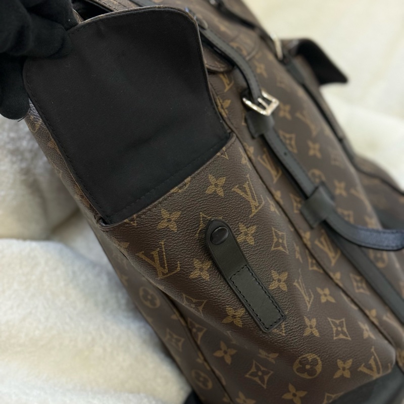 Lv Christopher MM後背包-8