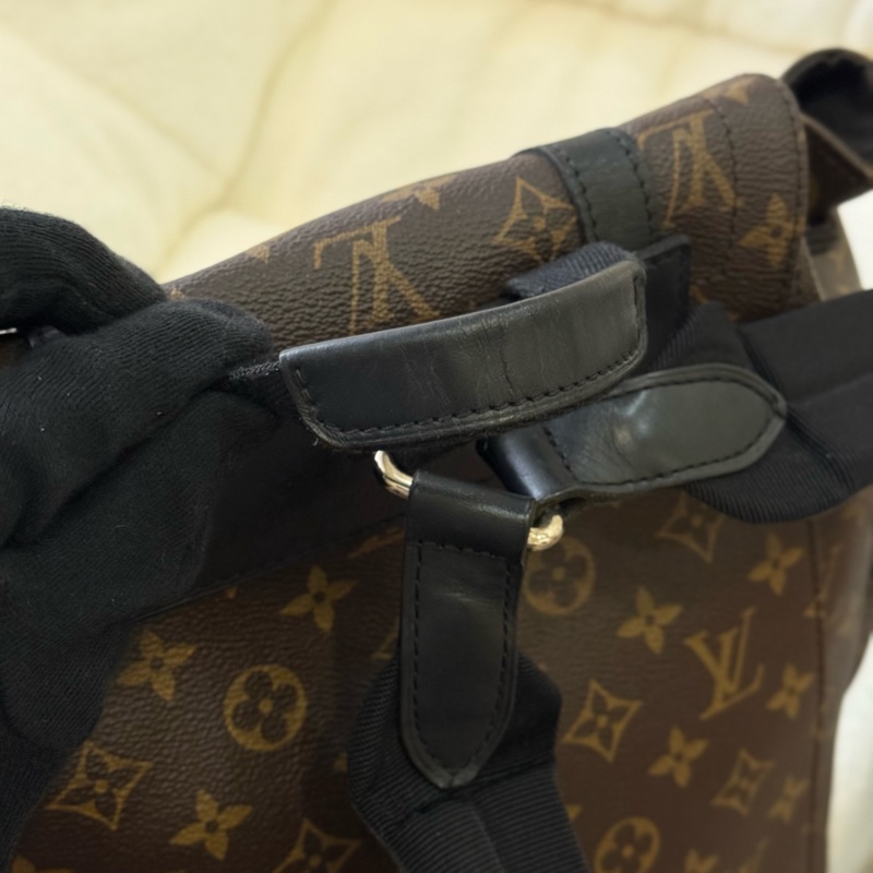 Lv Christopher MM後背包-10