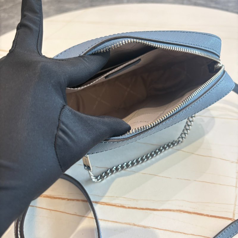 *SHIHNA名牌精品* MK 銀字Logo防刮皮革銀鏈妝點斜背/手提方包-4