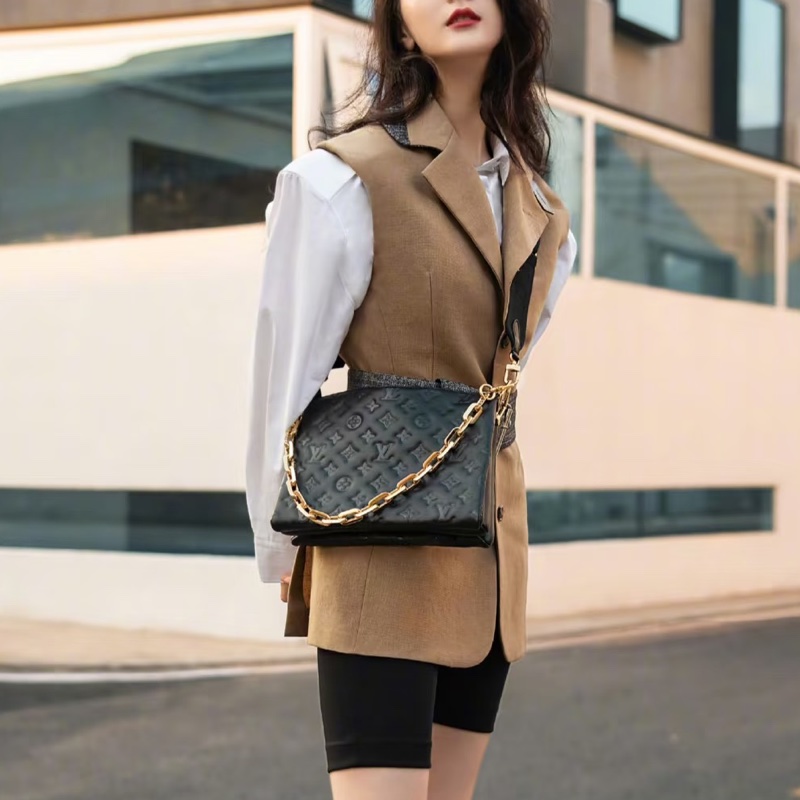 LV黑色羊皮Coussin PM/M21260-1