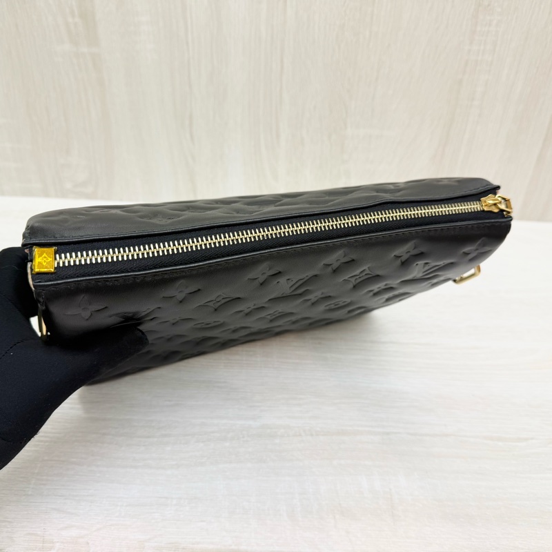LV黑色羊皮Coussin PM/M21260-6