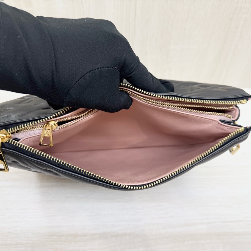 LV黑色羊皮Coussin PM/M21260-12