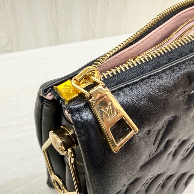 LV黑色羊皮Coussin PM/M21260-13