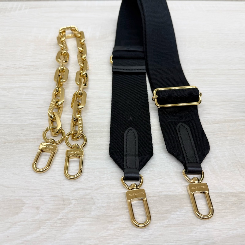 LV黑色羊皮Coussin PM/M21260-17
