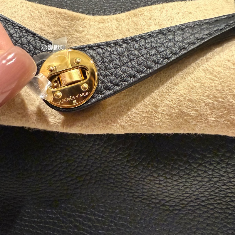 Hermes mini Lindy 二代 黑金 最新K刻 全新全配-17