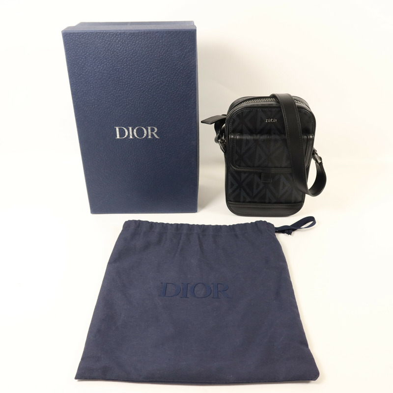Dior 塗層帆布CD Diamond銀扣肩背袋-8