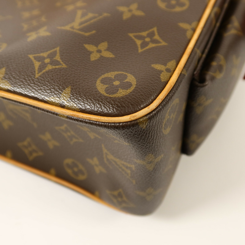 LOUIS VUITTON Monogram Multipli Cite金扣肩背袋-14