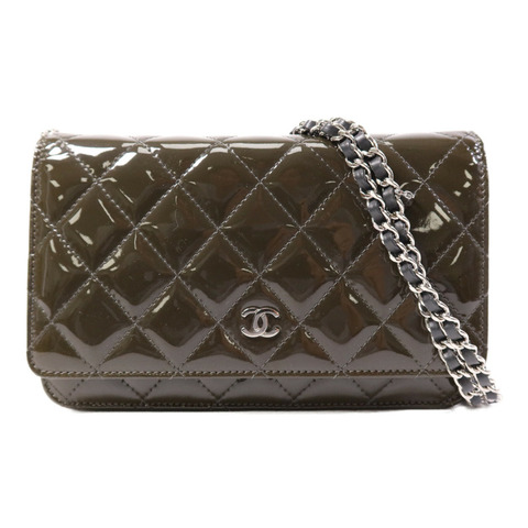 CHANEL 漆皮皮革WOC Wallet On Chain銀扣鏈帶肩背袋