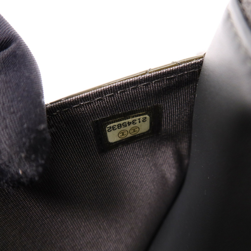 CHANEL 漆皮皮革WOC Wallet On Chain銀扣鏈帶肩背袋-6