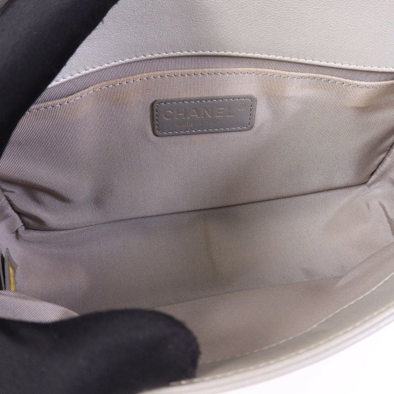 CHANEL 牛皮皮革Boy 25銀扣鏈帶肩背袋-11
