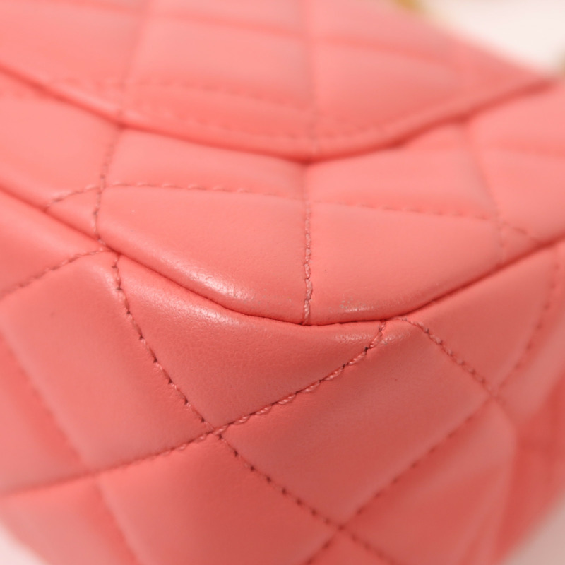 CHANEL 羊皮皮革Mini Classic 20金扣鏈帶肩背袋-15