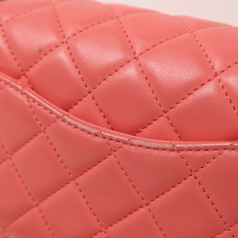 CHANEL 羊皮皮革Mini Classic 20金扣鏈帶肩背袋-16