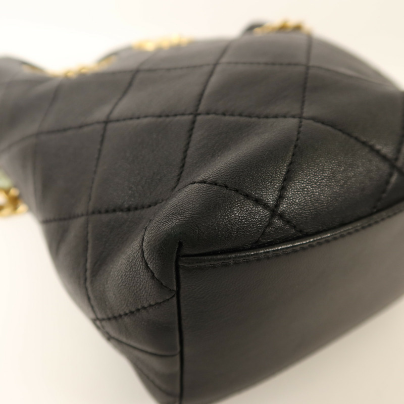 CHANEL 牛皮皮革Chain Shoulder金扣鏈帶肩背袋-9