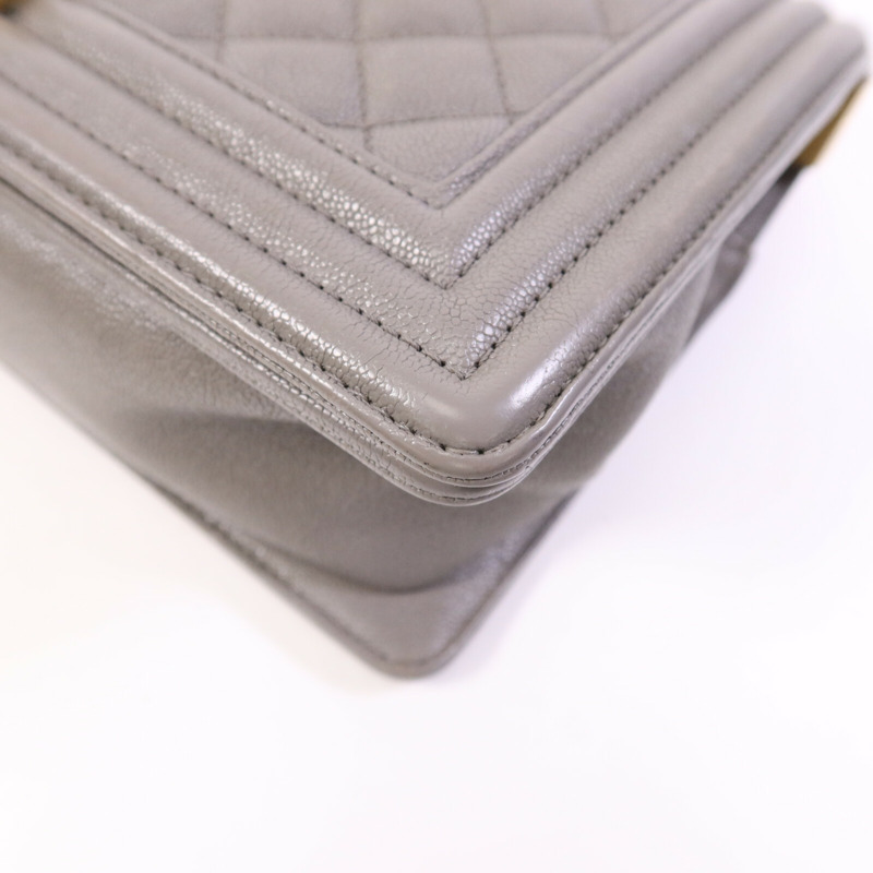 CHANEL 牛皮皮革Boy 25金扣鏈帶肩背袋-4