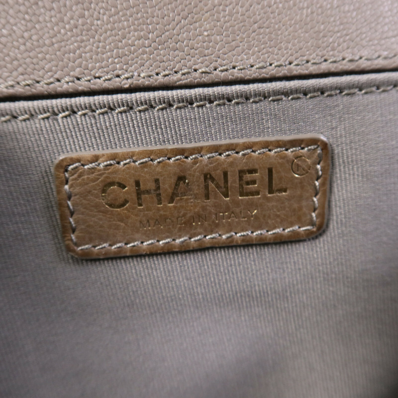 CHANEL 牛皮皮革Boy 25金扣鏈帶肩背袋-12