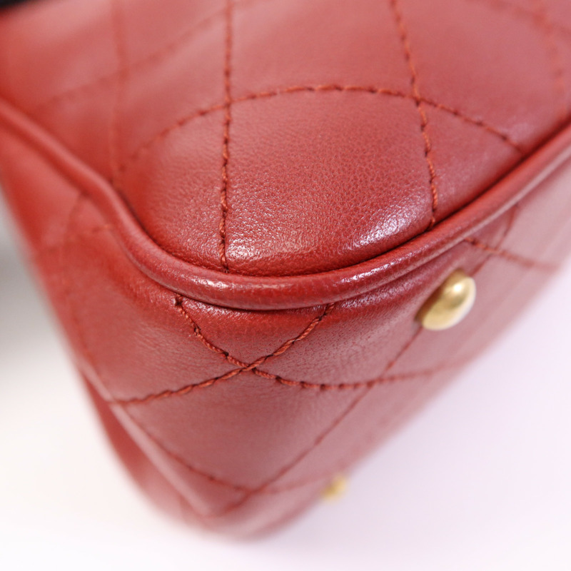 CHANEL 牛皮皮革Egyptian Amulet金扣鏈帶肩背袋-7