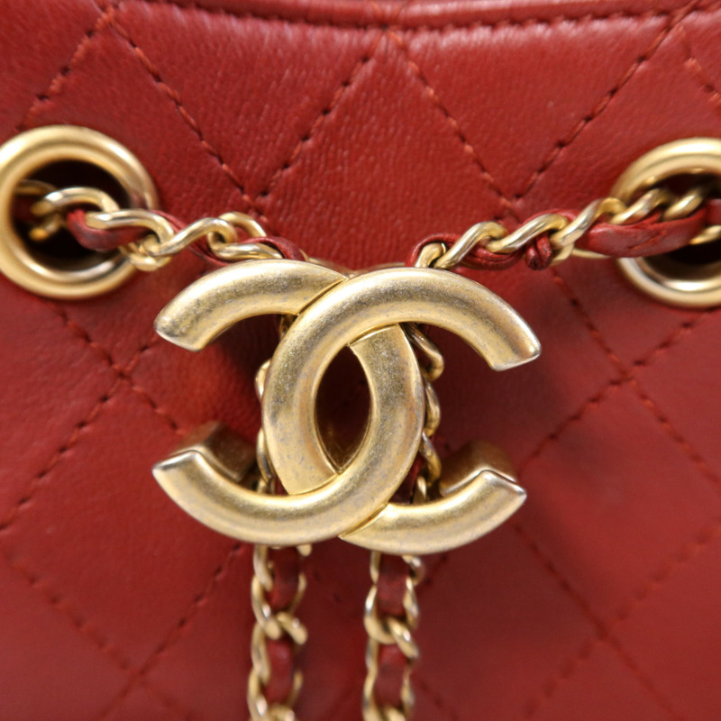 CHANEL 牛皮皮革Egyptian Amulet金扣鏈帶肩背袋-12