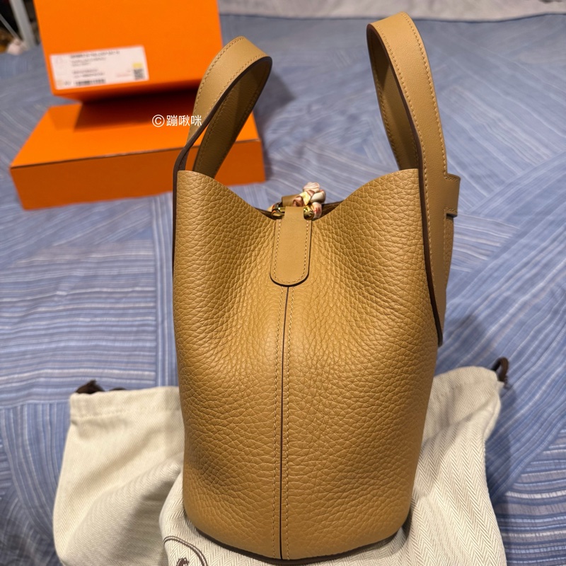 Hermes in the loop 18 餅乾色 豬鼻菜籃子 送Twilly 全新閑置品 全配-20