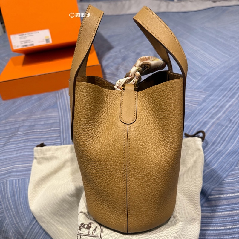 Hermes in the loop 18 餅乾色 豬鼻菜籃子 送Twilly 全新閑置品 全配-21