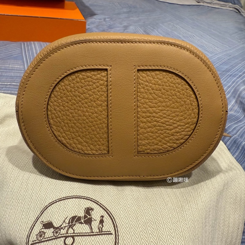 Hermes in the loop 18 餅乾色 豬鼻菜籃子 送Twilly 全新閑置品 全配-24