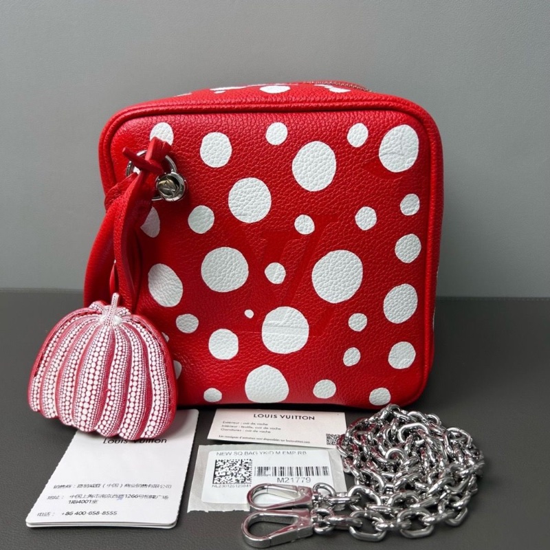LOUIS VUITTON x Yayoi Kusama草間彌生 聯名款 NOE 15*15cm 98新配件鏈條保卡-1