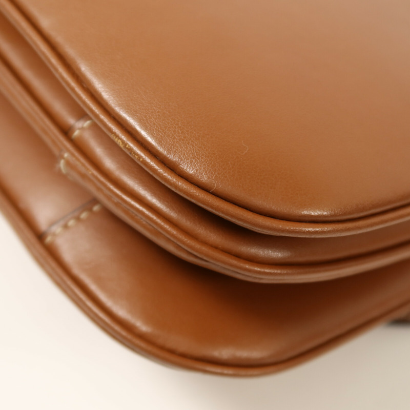 CELINE 牛皮皮革Medium Tabou金扣肩背袋-13