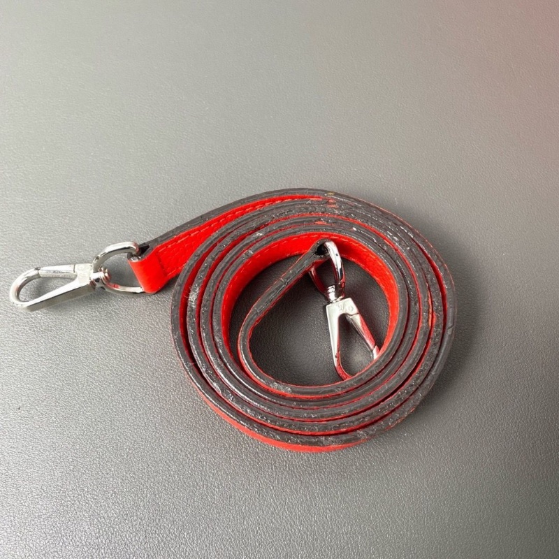 LV Capucines BB 紅色荔枝紋牛皮搭配銀色五金 27*17.5*8 98新配件塵袋-3