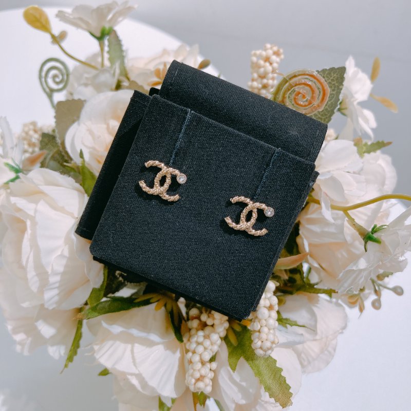 TW4729	Chanel 香奈兒CC一粒水晶耳環 One Crystal CC Logo Earrings-0