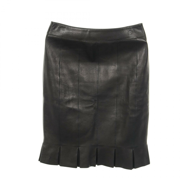香奈兒 COCO 標誌羊皮半身裙，黑色，二手女款-0