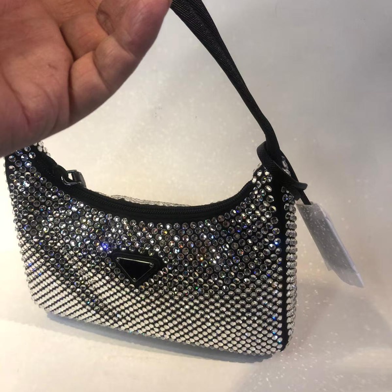 Prada 满钻腋下包-1