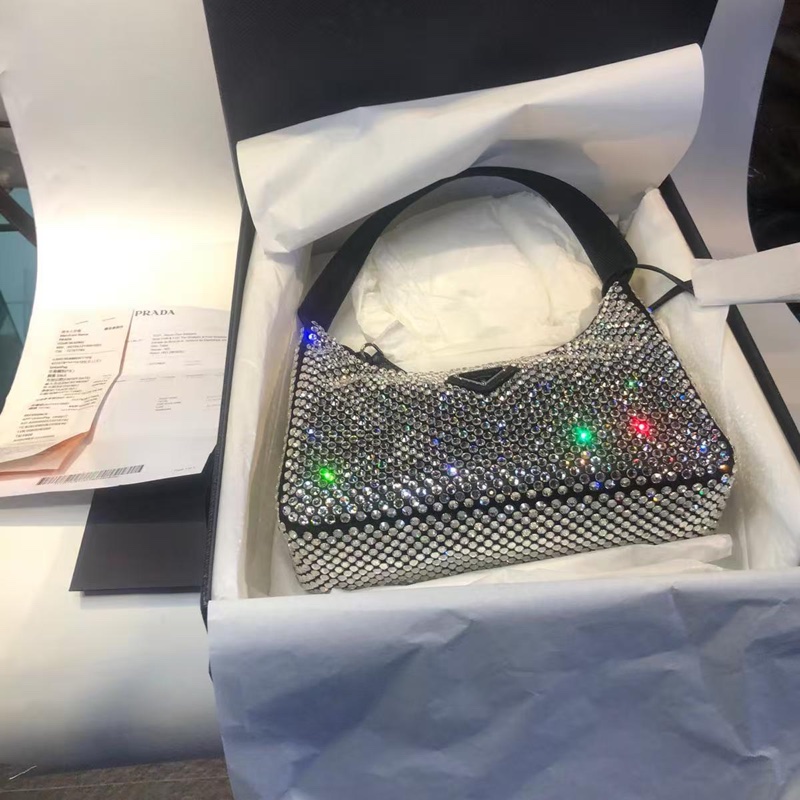 Prada 满钻腋下包-4