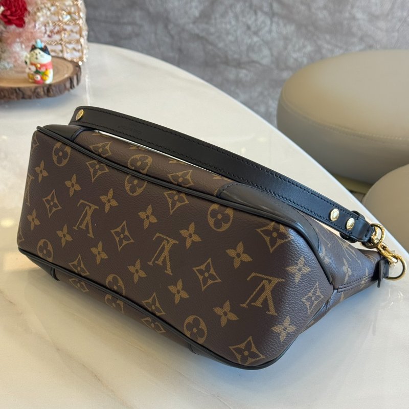 *SHIHNA名牌精品* LV M45831 BoulognePM 黑色牛角包-4