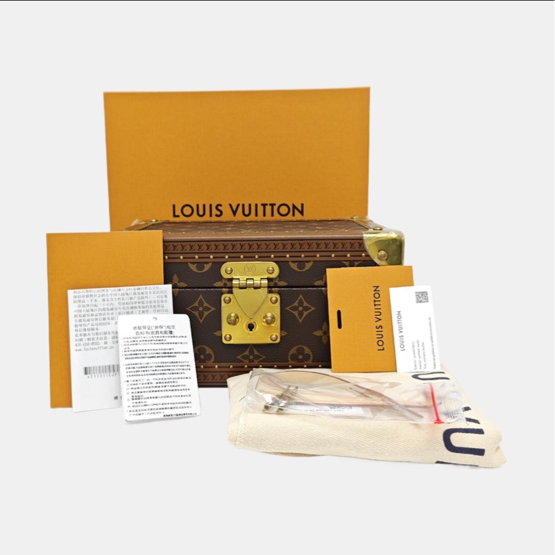 LV 硬箱子 全套-10