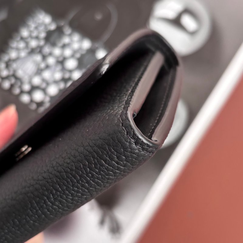 ::LOUIS VUITTON:: LV M26250 Victor 錢包 黑色蠟面小牛皮 皮革三摺短夾-6