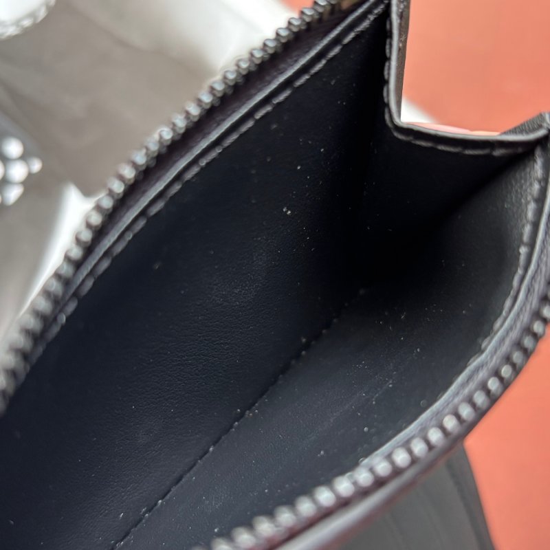 ::LOUIS VUITTON:: LV M26250 Victor 錢包 黑色蠟面小牛皮 皮革三摺短夾-26