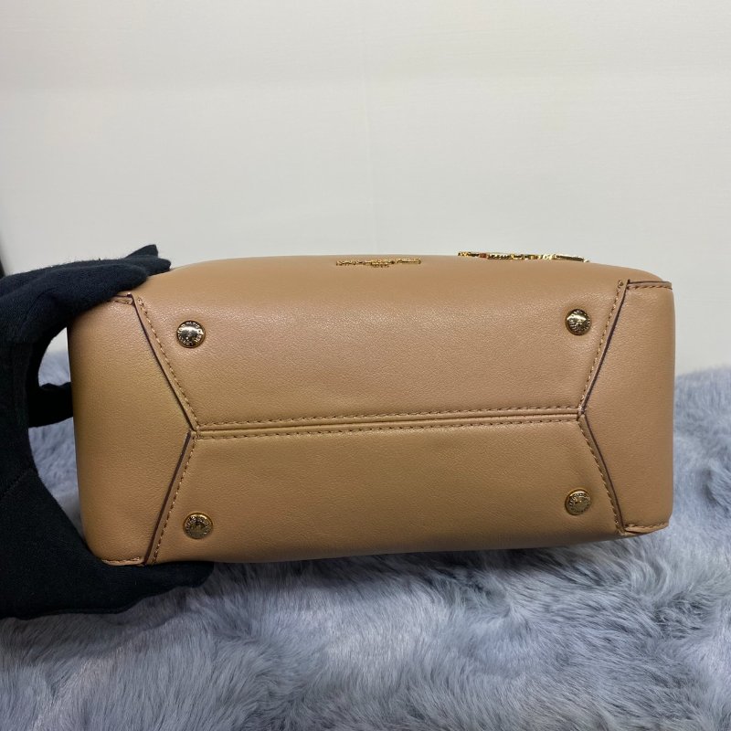 全新閒置品 KARL立體五金標手提側背包-(咖)-8