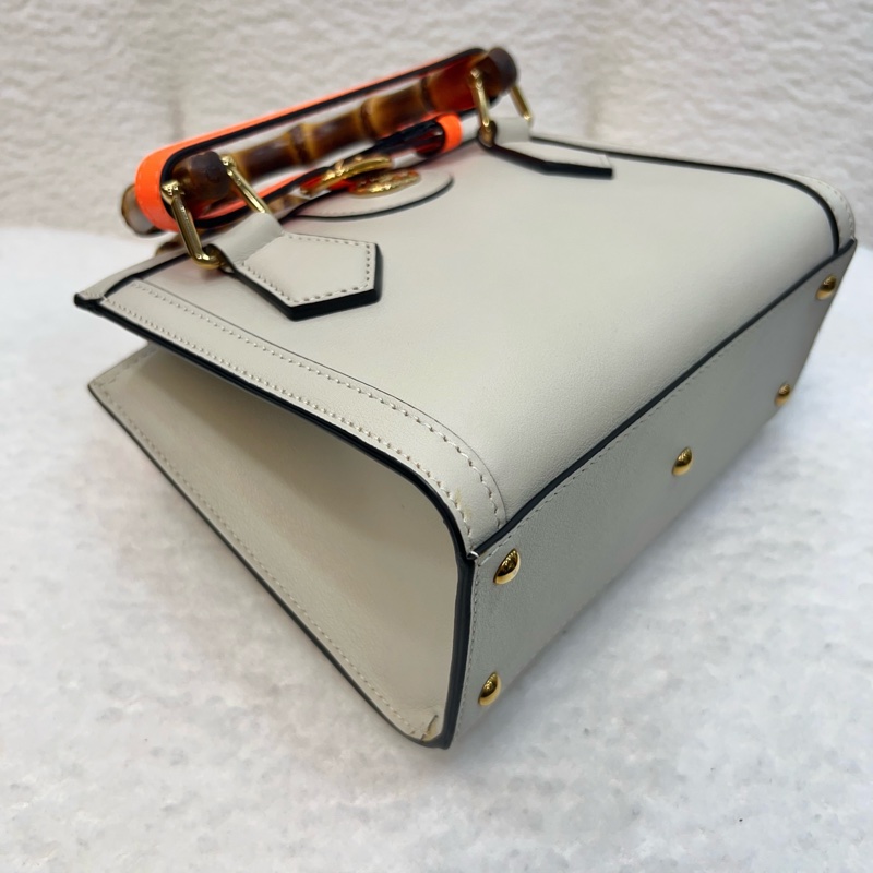 古馳竹節黛安那Gucci白色牛皮Diana Mini竹節包655661-14