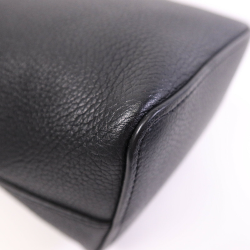 LOUIS VUITTON 牛皮皮革Nano Lockme銀扣肩背袋-7