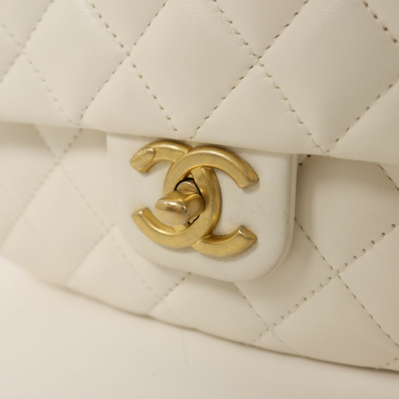 CHANEL 羊皮皮革Chain Shoulder金扣鏈帶肩背袋-9