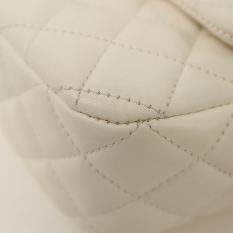 CHANEL 羊皮皮革Chain Shoulder金扣鏈帶肩背袋-12