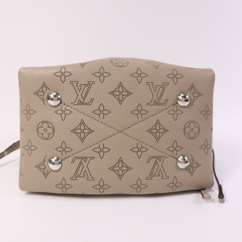 LOUIS VUITTON Mahina Bella銀扣肩背袋-3