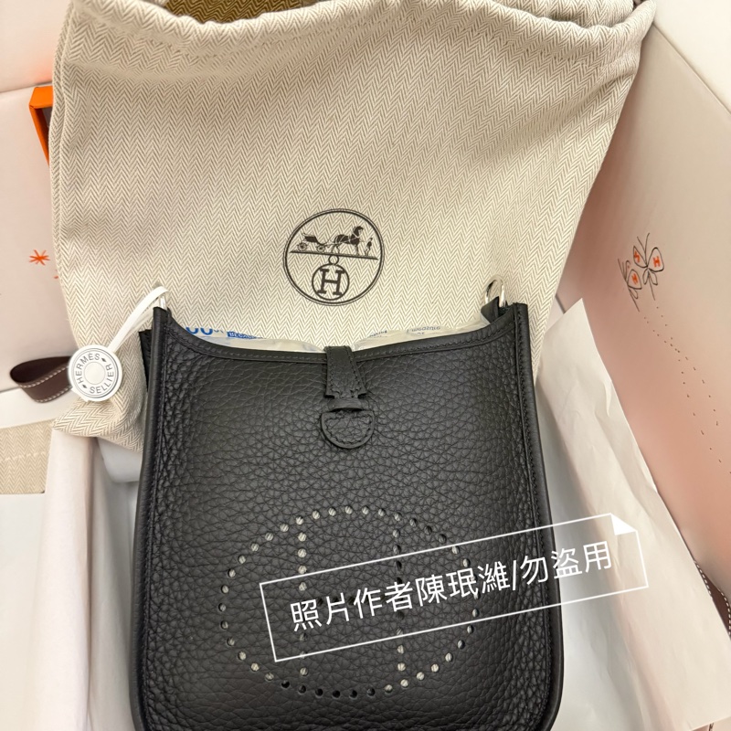愛馬仕Hermes evelyne16 黑銀K刻 全新-1