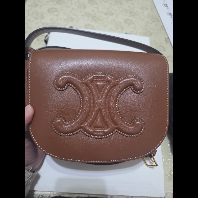 Celine cuir 光滑牛皮馬鞍包 焦糖色-5