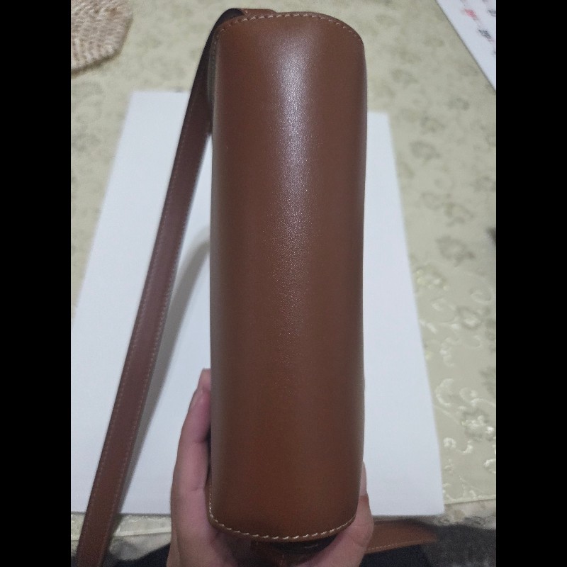 Celine cuir 光滑牛皮馬鞍包 焦糖色-16