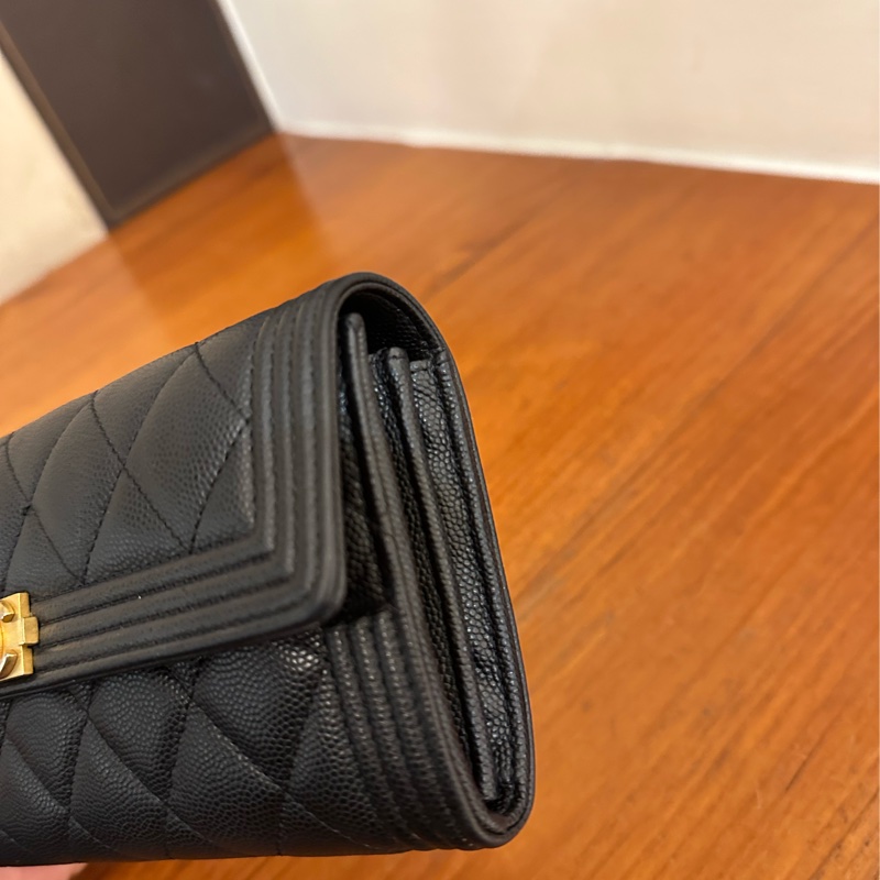 CHANEL 黑荔枝金BOY釦式長夾-1