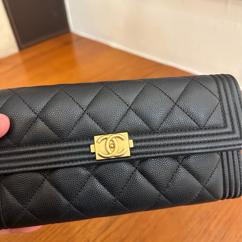 CHANEL 黑荔枝金BOY釦式長夾-3
