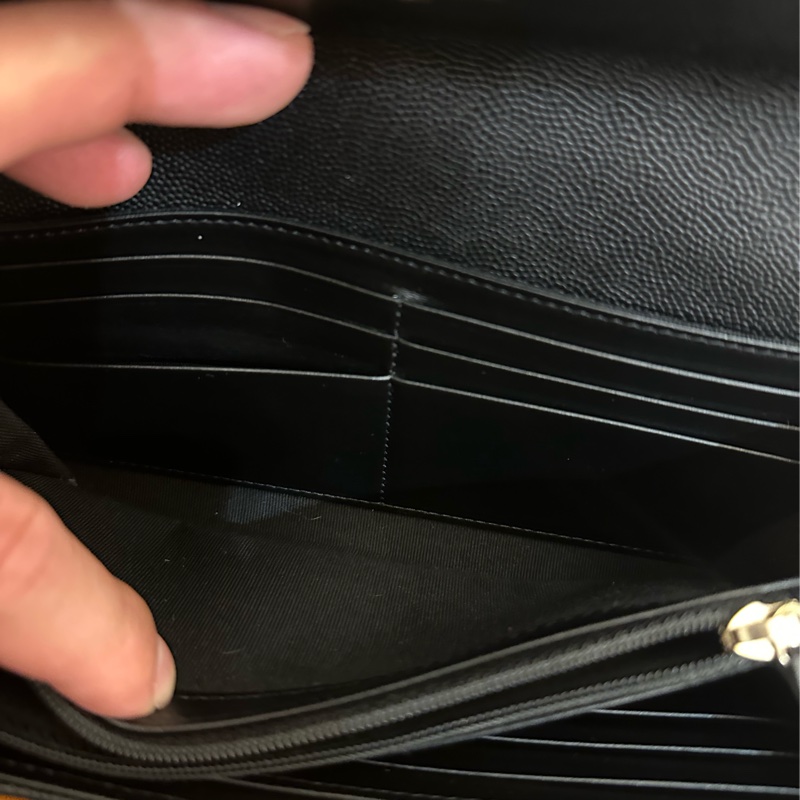 CHANEL 黑荔枝金BOY釦式長夾-10